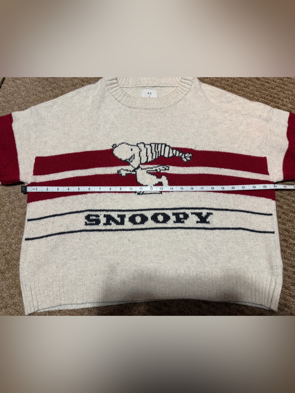 181 American Eagle x Snoopy Cream & Red Graphic Crewneck Sweater - Picture 5 of 10